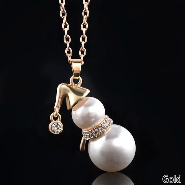 Snowman Pendant Pearl Necklace